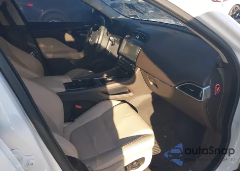 2017 Jaguar F-Pace 35T Prestige z USA, uszkodzony, nr VIN SADCK2BV2HA890328